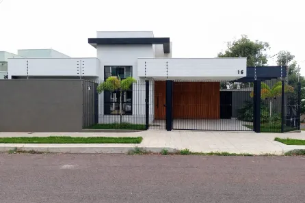 Casa com 3 Quartos à venda, 131m² no Jardim Ipanema, Maringá