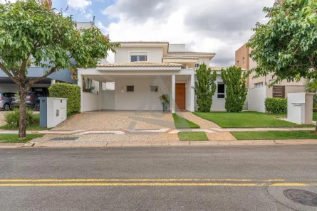 Casa de Condomínio com 3 Quartos à venda, 300m² no Ville Sainte Hélène, Campinas