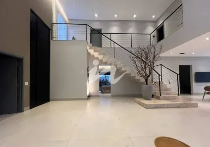 Casa com 4 Quartos à venda, 283m² no Granja Marileusa, Uberlândia