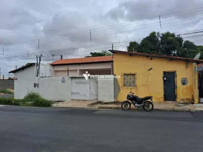 Casa com 3 Quartos à venda, 500m² no Lourival Parente, Teresina