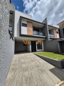 Sobrado com 3 Quartos à venda, 132m² no Centro, Araucária