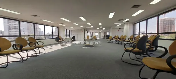 Sala Comercial para alugar, 226m² no Cambuí, Campinas