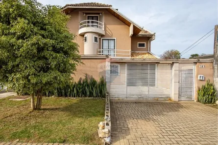 Sobrado com 3 Quartos à venda, 164m² no Novo Mundo, Curitiba