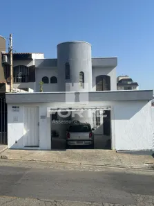 Sobrado com 3 Quartos à venda, 176m² no Vila Oliveira, Mogi das Cruzes