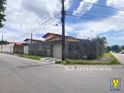 Casa com 3 Quartos para alugar, 246m² no Cambeba, Fortaleza