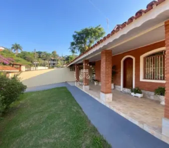 Fazenda/Sítio com 3 Quartos à venda, 221m² no Estância São Luiz, Jarinu