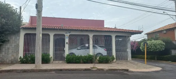 Casa com 3 Quartos à venda, 201m² no Jardim Estoril IV, Bauru