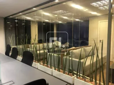 Sala Comercial à venda, 214m² no Vila Olímpia, São Paulo