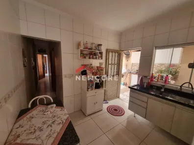 Casa com 2 Quartos à venda, 70m² no Jardim Carolina, Bauru