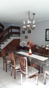 Casa com 4 Quartos à venda, 200m² no Jardim do Salso, Porto Alegre