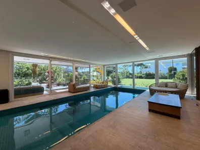 Casa de Condomínio com 27 Quartos à venda, 2800m² no Jurerê Internacional, Florianópolis