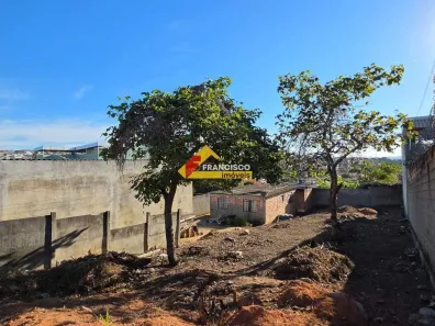 Lote/Terreno à venda, 360m² no Santa Rosa, Divinópolis