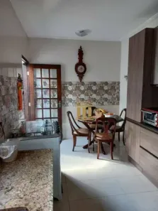 Casa com 3 Quartos à venda, 199m² no Bosque dos Eucaliptos, São José dos Campos