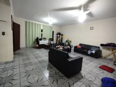Casa com 3 Quartos à venda, 169m² no Vila Industrial, Bauru