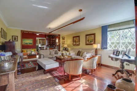 Casa com 4 Quartos à venda, 262m² no Jardim Marilu, São Paulo