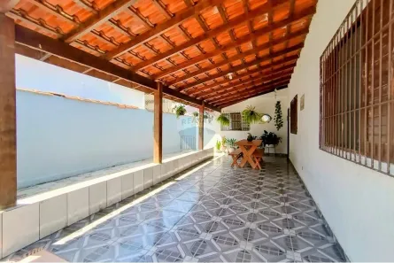 Casa com 3 Quartos à venda, 127m² no Balneário Recanto do Sol, Caraguatatuba