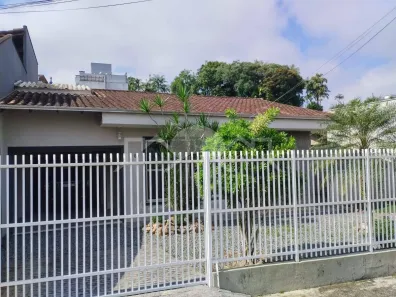 Casa com 3 Quartos à venda, 103m² no Floresta, Joinville