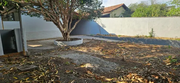 Casa com 4 Quartos à venda, 242m² no Jardim América, Goiânia