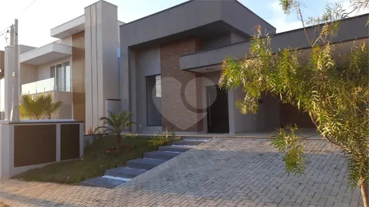 Casa de Condomínio com 3 Quartos à venda, 220m² no Cézar de Souza, Mogi das Cruzes