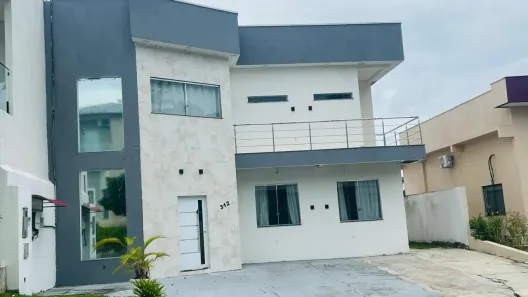 Casa de Condomínio com 6 Quartos à venda, 254m² no Ponta Negra, Manaus