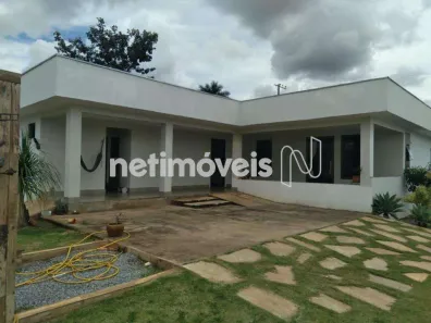 Casa de Condomínio com 3 Quartos à venda, 760m² no Região dos Lagos, Brasília