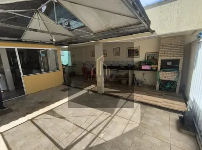 Casa com 2 Quartos para alugar, 180m² no Balneário São Pedro, São Pedro da Aldeia