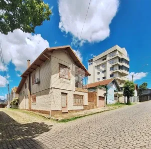 Casa com 3 Quartos à venda, 130m² no Pio X, Caxias do Sul