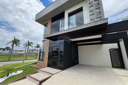 Casa de Condomínio com 3 Quartos à venda, 180m² no Eugênio de Mello, São José dos Campos