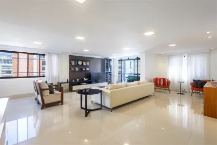Apartamento com 4 Quartos à venda, 250m² no Cerqueira César, São Paulo
