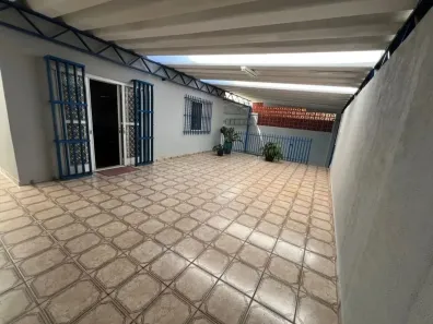 Casa com 3 Quartos à venda, 300m² no Jardim Ismênia, São José dos Campos
