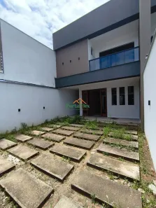 Casa com 3 Quartos à venda, 168m² no Manguinhos, Serra