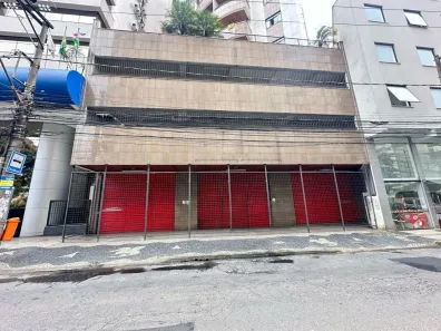 Ponto Comercial para alugar, 560m² no São Mateus, Juiz de Fora