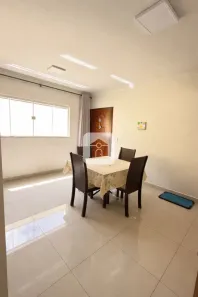 Apartamento com 2 Quartos à venda, 54m² no Jardim Holanda, Uberlândia
