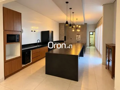 Casa de Condomínio com 3 Quartos à venda, 200m² no Jardins Capri, Senador Canedo