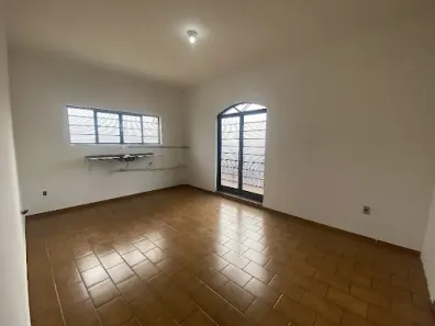 Casa com 4 Quartos para alugar, 80m² no Jardim Novo II, Mogi Guaçu