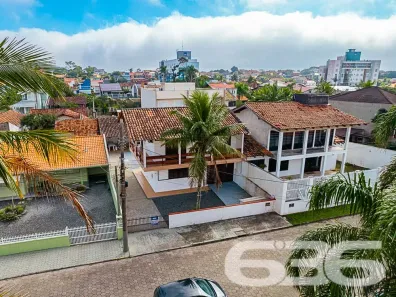 Sobrado com 5 Quartos à venda, 220m² no Do Ubatuba, São Francisco do Sul