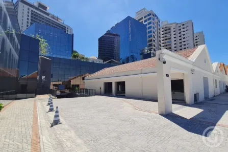 Sala Comercial para alugar, 126m² no Centro, Florianópolis