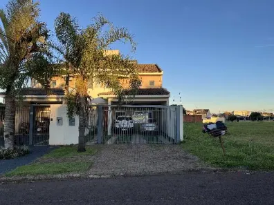 Casa com 3 Quartos à venda, 280m² no Pioneiros Catarinenses, Cascavel