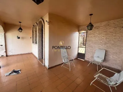 Casa com 4 Quartos à venda, 274m² no Jardim Cambuí, Sete Lagoas