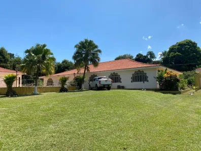 Fazenda/Sítio com 4 Quartos à venda, 376m² no Centro, Dois Córregos