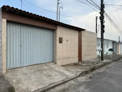 Casa com 3 Quartos à venda, 200m² no Benedito Bentes, Maceió