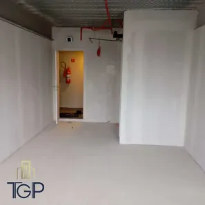 Sala Comercial para alugar, 28m² no Santo Cristo, Rio de Janeiro