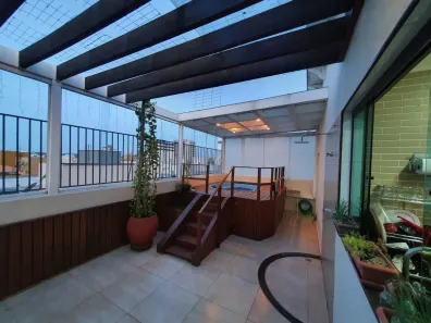 Cobertura com 4 Quartos à venda, 172m² no Santa Mônica, Uberlândia