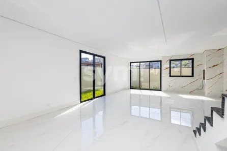 Casa de Condomínio com 3 Quartos à venda, 160m² no Santa Cândida, Curitiba