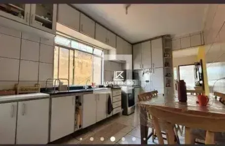 Sobrado com 7 Quartos à venda, 150m² no Vila Suíça, Santo André