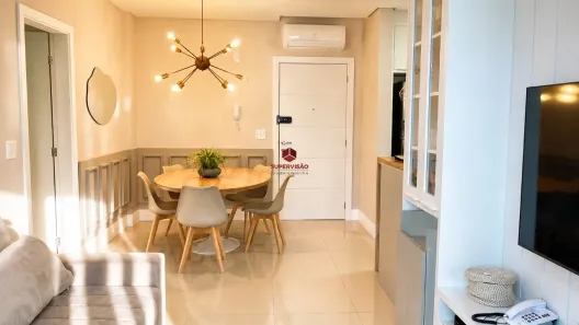 Apartamento com 2 Quartos à venda, 75m² no Jurerê, Florianópolis