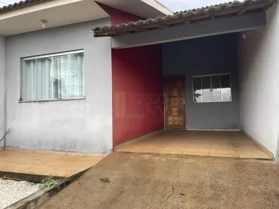 Casa com 2 Quartos à venda, 109m² no Vila Santa Helena, Apucarana