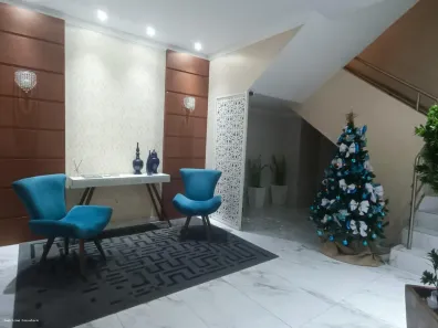 Casa com 3 Quartos para alugar, 100m² no Meia Praia, Itapema