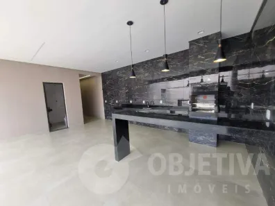 Casa com 3 Quartos à venda, 235m² no Cidade Jardim, Uberlândia