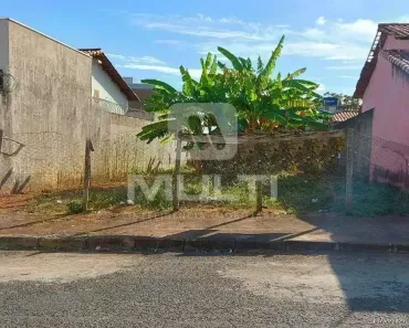 Lote/Terreno com 1 Quarto à venda, 300m² no Segismundo Pereira, Uberlândia